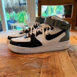 Men’s Air Force ones